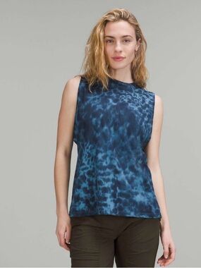 Lululemon All Yours Tank Top
Marmoleado Tie Dye Soft Denim True Navy size 10